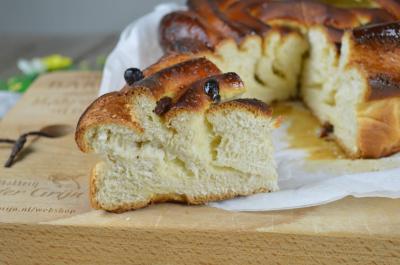 Paasbloem brioche 2 (Middel).JPG