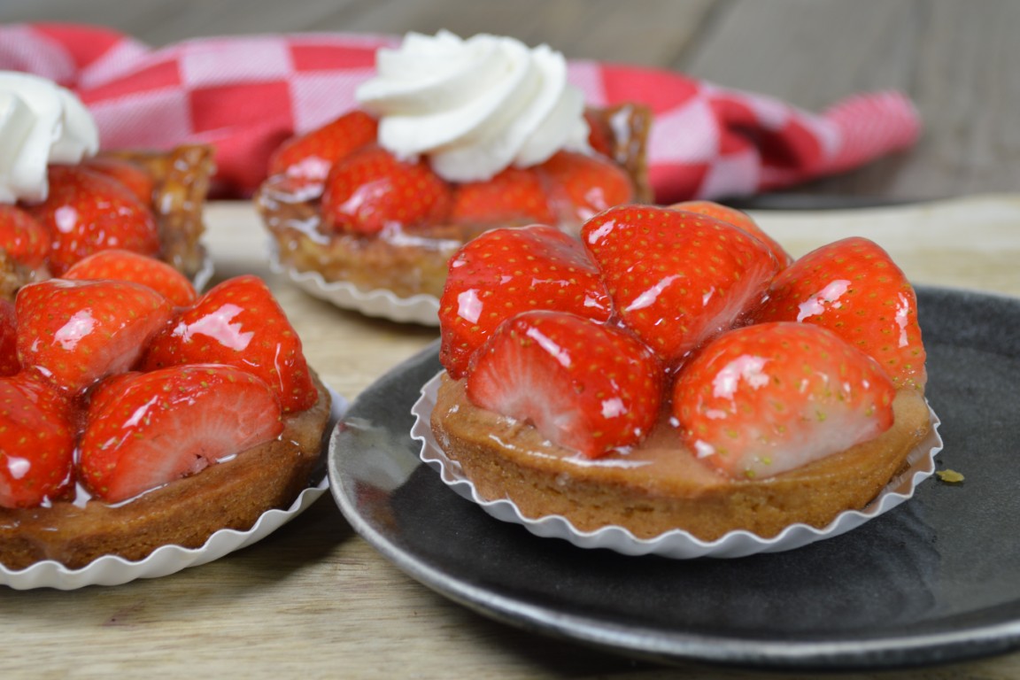 aardbeien wener zonder slagroom 3 (Middel).JPG