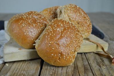 Zachte broodjes; 2e zakje voor de helft van de prijs!