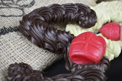 chocoladeletter puur 2025 2 (Middel).JPG