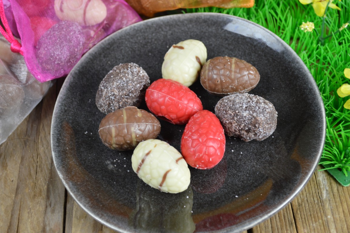 eitjes in organza zakje 2026 1 (Middel).JPG