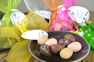 eitjes in organza zakje 4 (Middel).JPG