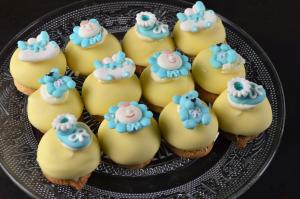 Geboorte luxe koekjes blauw per 12 verpakt