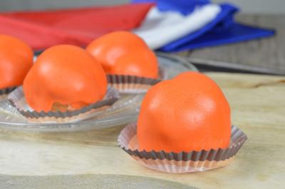 middel Oranje chocolade bol 3 (Middel).JPG