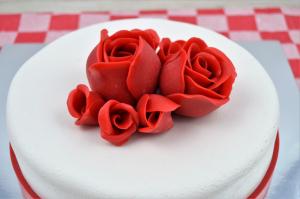 Rode rozen taartje