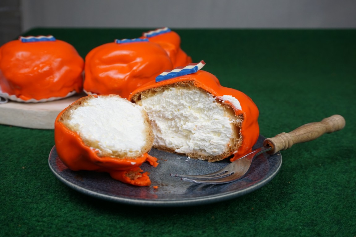 wk oranje chocoladebol 1 (Middel).JPG