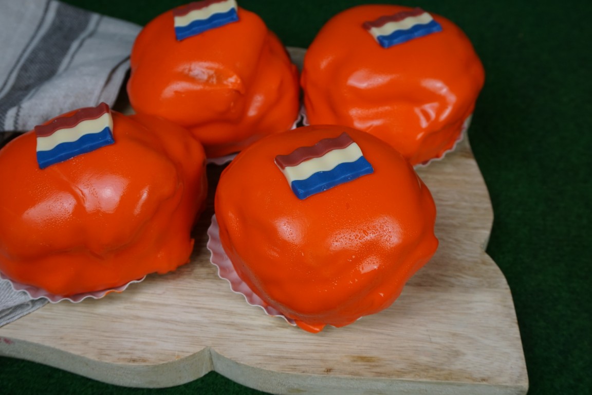 wk oranje chocoladebol 3 (Middel).JPG