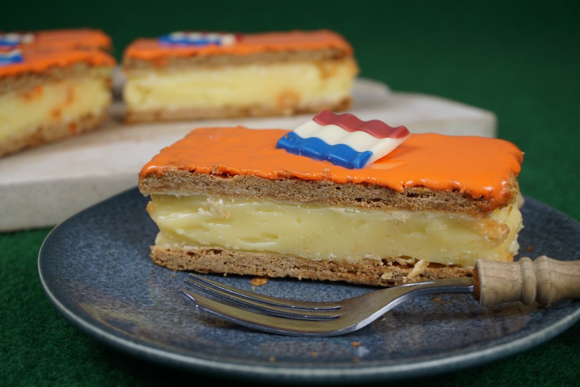 WK oranje tompouce zonder slagroom